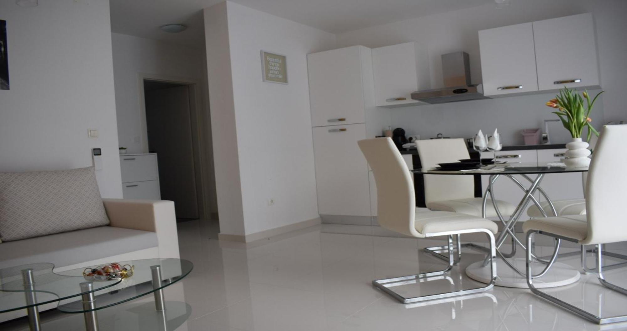 Apartmani Foresta Kras المظهر الخارجي الصورة